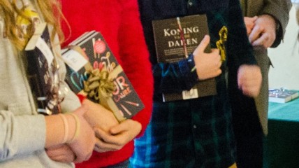 Toast Literair - Over jeugdauteur & uitslag wedstrijd Junior Journalist